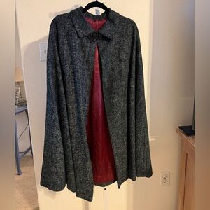 VINTAGE 1960s Blue and white Cape with Red Lining